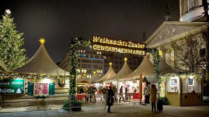 Christmas Tour at Gendarmenmarkt
